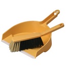 Set composé d'une pelle et d'une balayette emboîtables